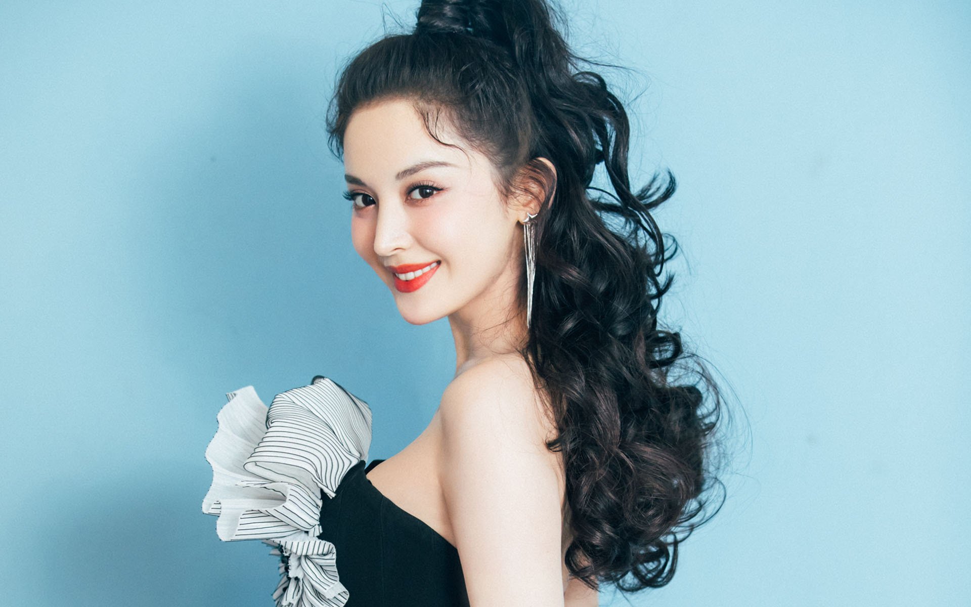 《电竞公益赛：用比赛传递正能量》，电竞 公益