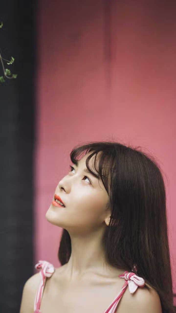 《电竞冠军背后的团队支撑：幕后英雄谁与争锋？》，电竞职业选手冠军