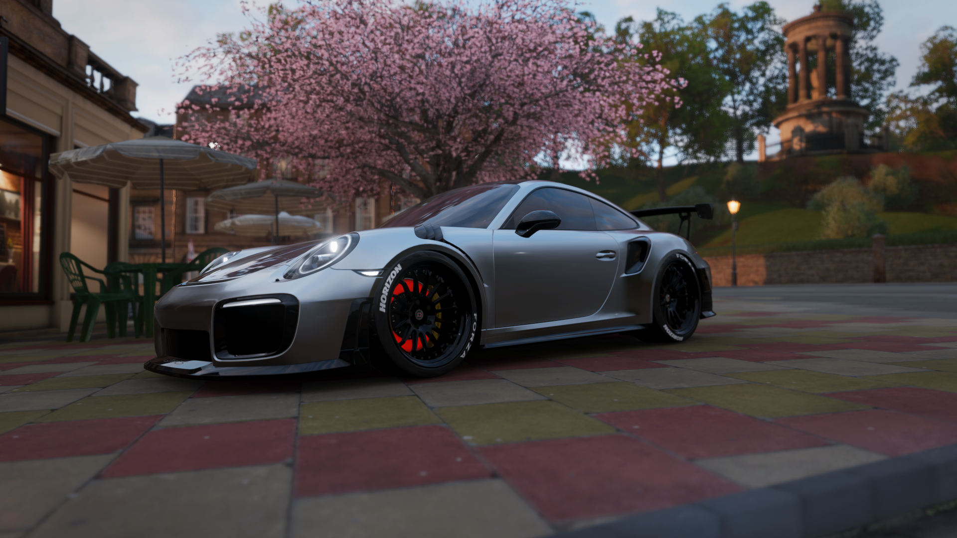 《虚拟货币在电竞中的应用：机遇与潜在风险》