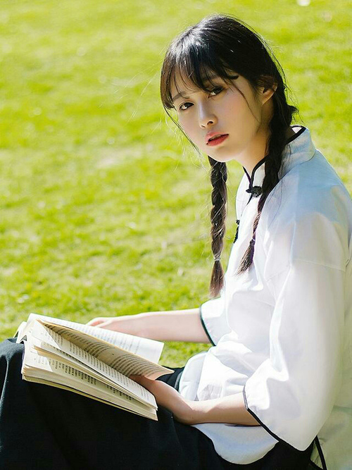 中国足球传统文化融入现代设计元素,彰显特色,足球文化底蕴